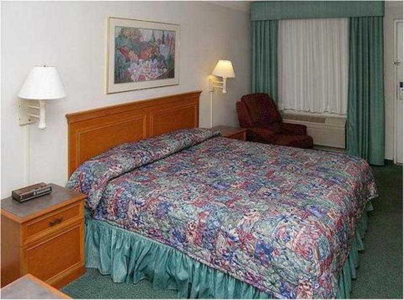 Days Inn By Wyndham Little Rock/Medical Center Quarto foto